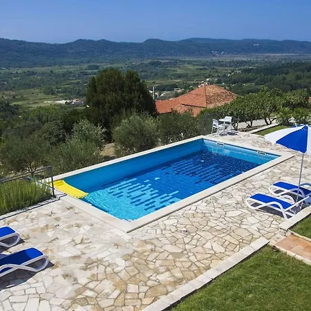Oliva - Two Bedroom With Terrace And Swimming Pool Gruda