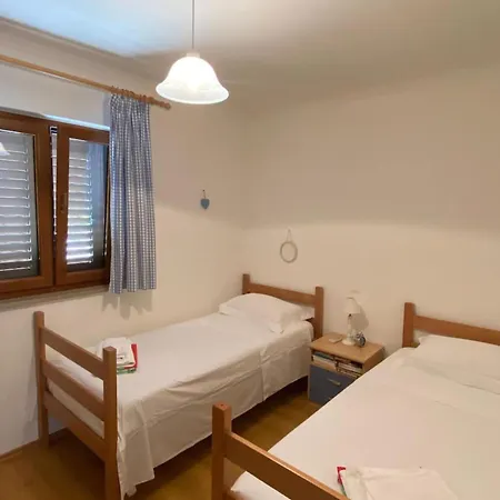 Oliva - Two Bedroom With Terrace And Swimming Pool Gruda