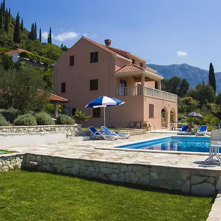 Oliva - Two Bedroom With Terrace And Swimming Pool Willa Gruda