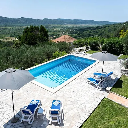 Oliva - Two Bedroom With Terrace And Swimming Pool Gruda