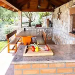 Oliva - Two Bedroom With Terrace And Swimming Pool Gruda