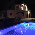 Oliva - Two Bedroom With Terrace And Swimming Pool Vila Gruda