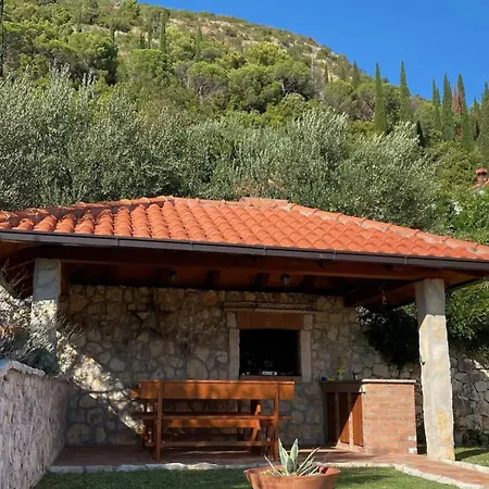 Villa Oliva - Two Bedroom With Terrace And Swimming Pool *